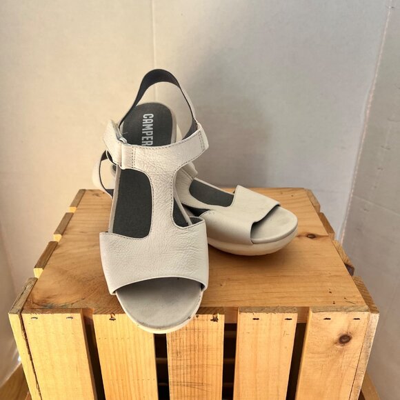 Camper Size 7.5 Cream Off-White Balloon Leather Adjustable T-Bar Heeled Sandals - Picture 11 of 13